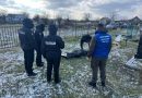 Поліція Херсонщини ексгумувала в Посад-Покровському тіла двох загиблих з вини військ РФ